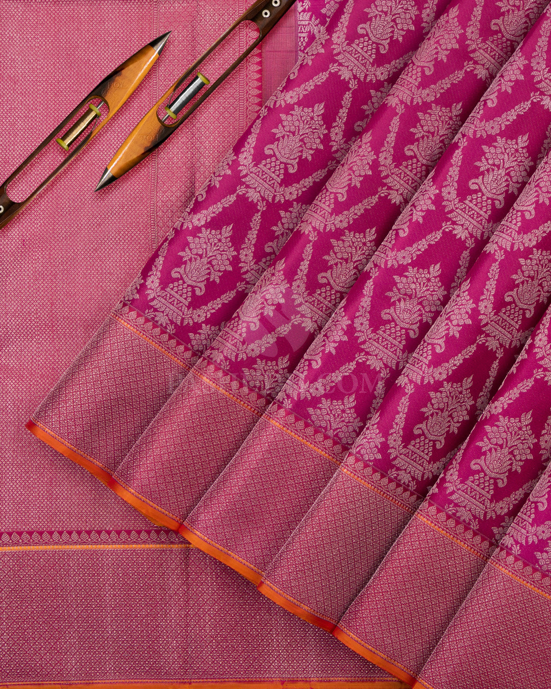 Pink Kanjivaram Silk Saree - DT198 - View 1