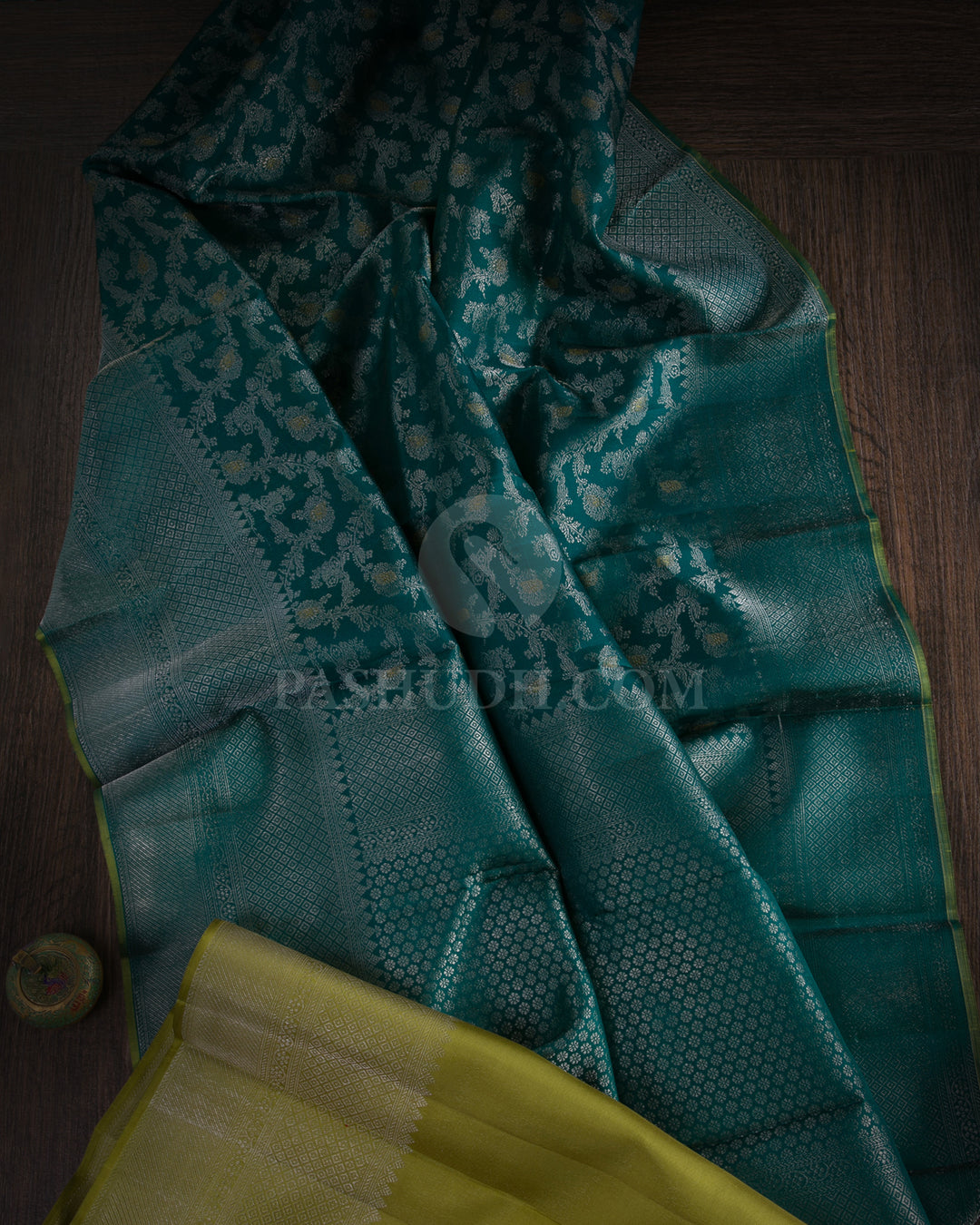 Pine Green And Olive Green Kanjivaram Silk Saree - DJ310(A)