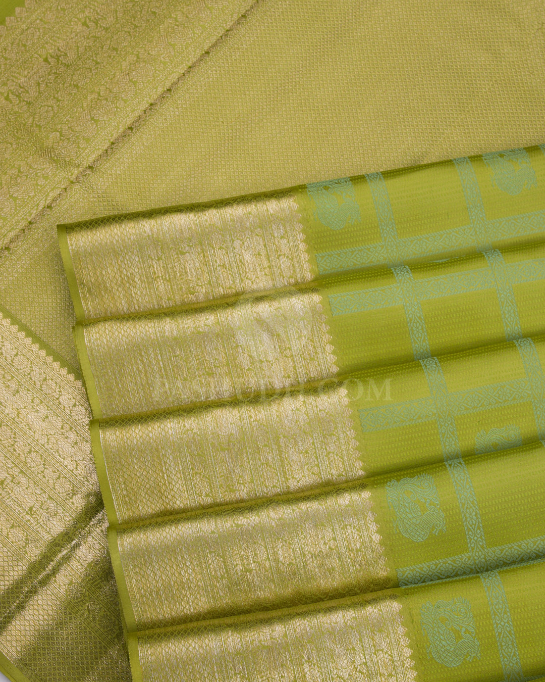 Leaf Green Kanjivaram Silk Saree - D424 - View 4