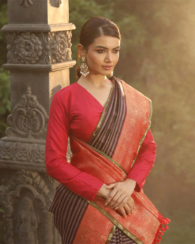 The Legacy of Elegance: Why Exclusive Pure Kanjivaram Silk Sarees Are Forever Fashionable