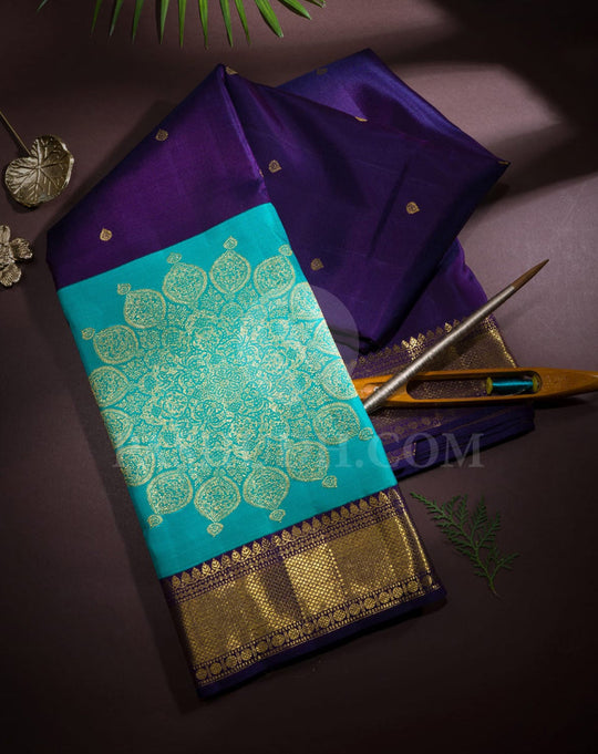 How to Choose the Perfect Engagement Saree