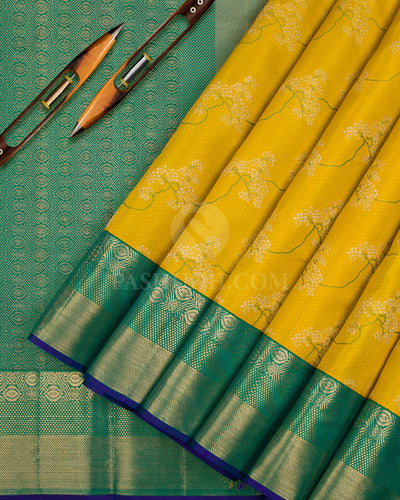 Yellow & Rama Green Kanjivaram Silk Saree - DJ304(A) - View 2