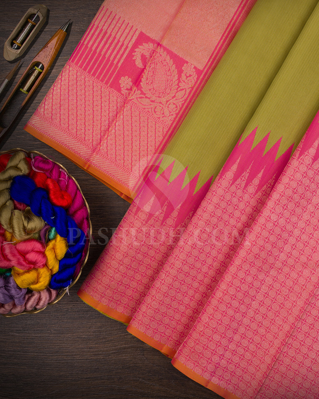 Leaf Green And Punch Pink Rising Border Kanjivaram Silk Saree - S1231( C )