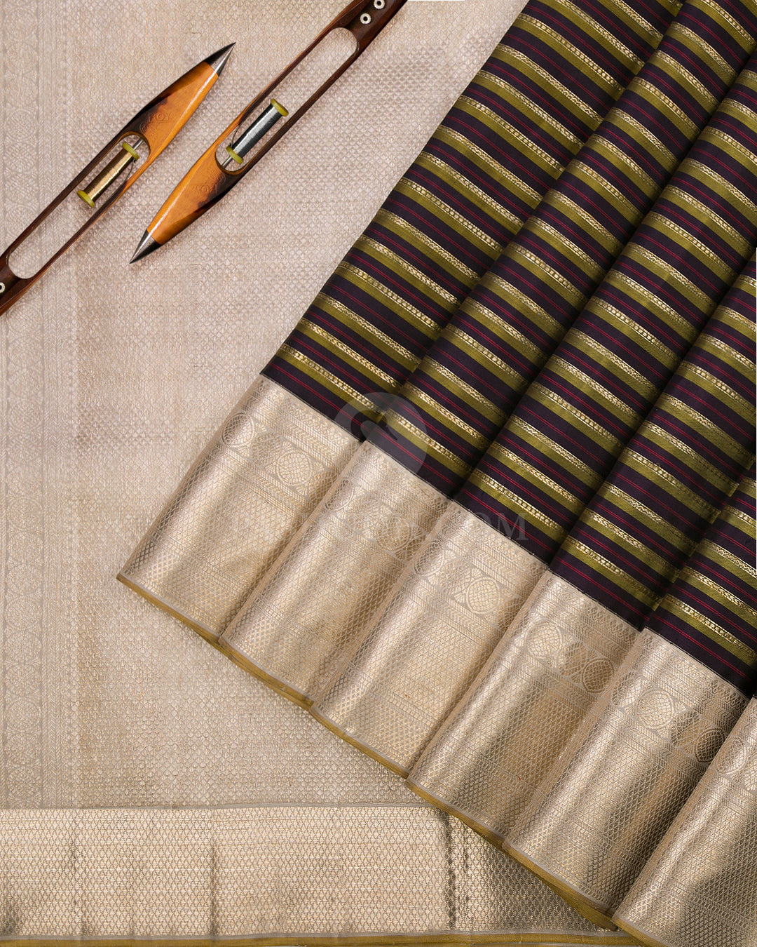 Navy Blue, Mehendi Green & Greige Kanjivaram Silk Saree - S880 - View 3