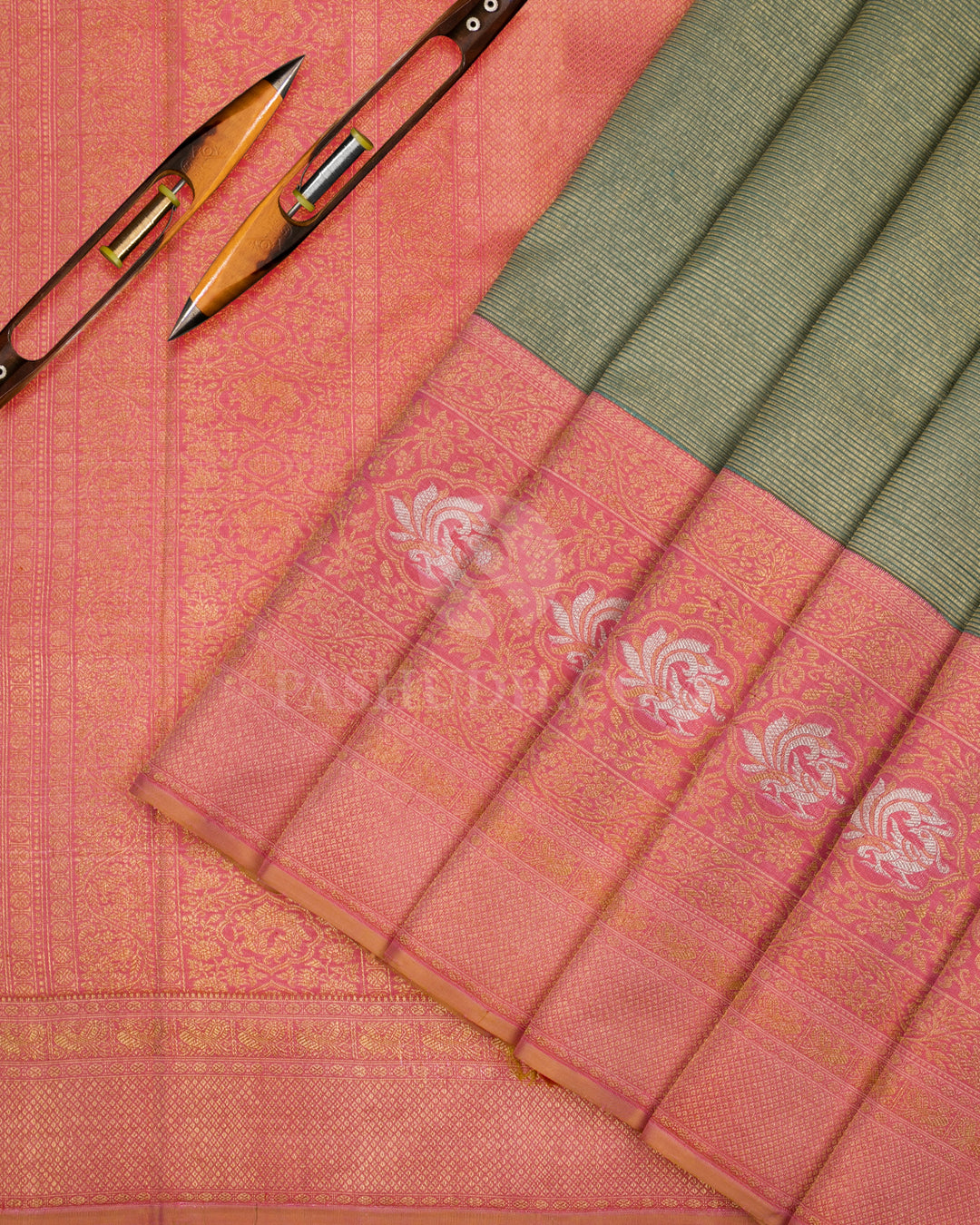 Olive Green & Pink Shot Orange Pure Zari Kanjivaram Silk Saree - P139(A) - View 2