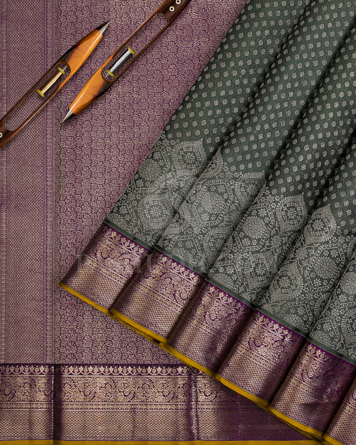 Green And Dark Purple Kanjivaram Silk Saree - D551(A)