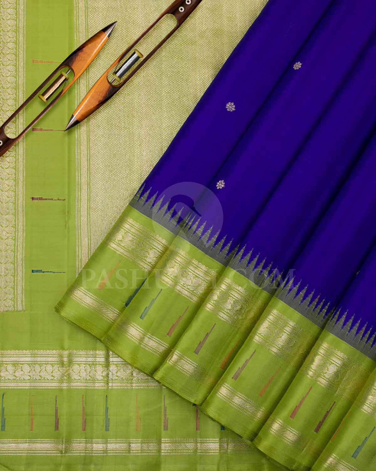 Royal Blue And Leaf Green Kanjivaram Silk Saree - S1161(B)