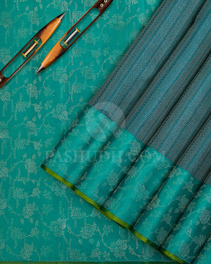 Dark Green And Light Green Kanjivaram Silk Saree - DJ280(D)