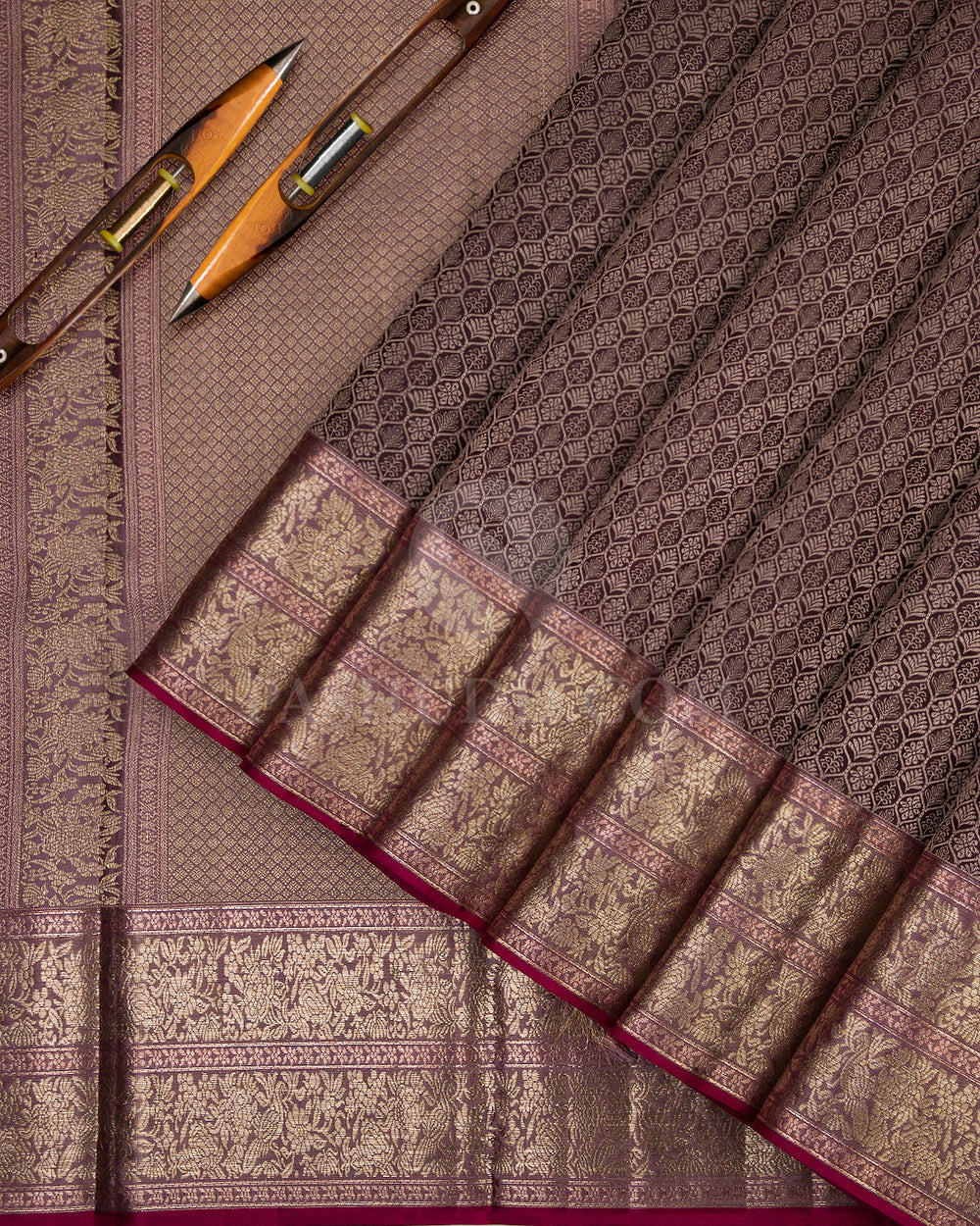 Arecanut Brown Kanjivaram Silk Saree - DT188 - View 2
