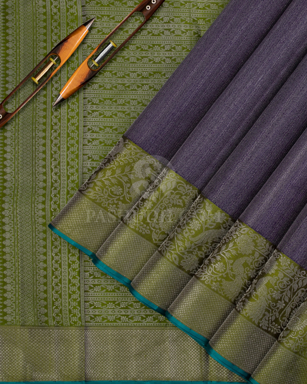 Dark Blue and Pear Green kanjivaram Silk Saree - DT261(A) - View 1