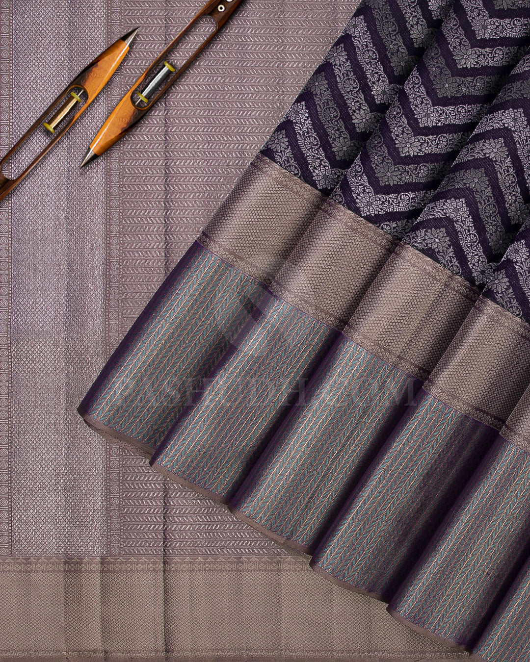 Deep Aubergine And Khaki Kanjivaram Silk Saree - D576(A)
