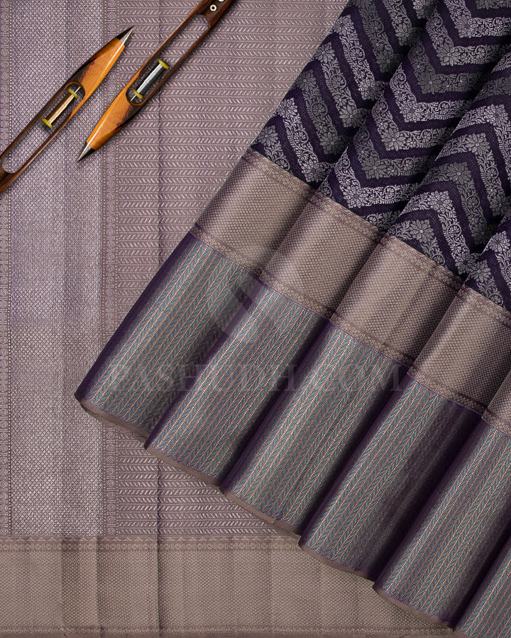 Deep Aubergine And Khaki Kanjivaram Silk Saree - D576(A)