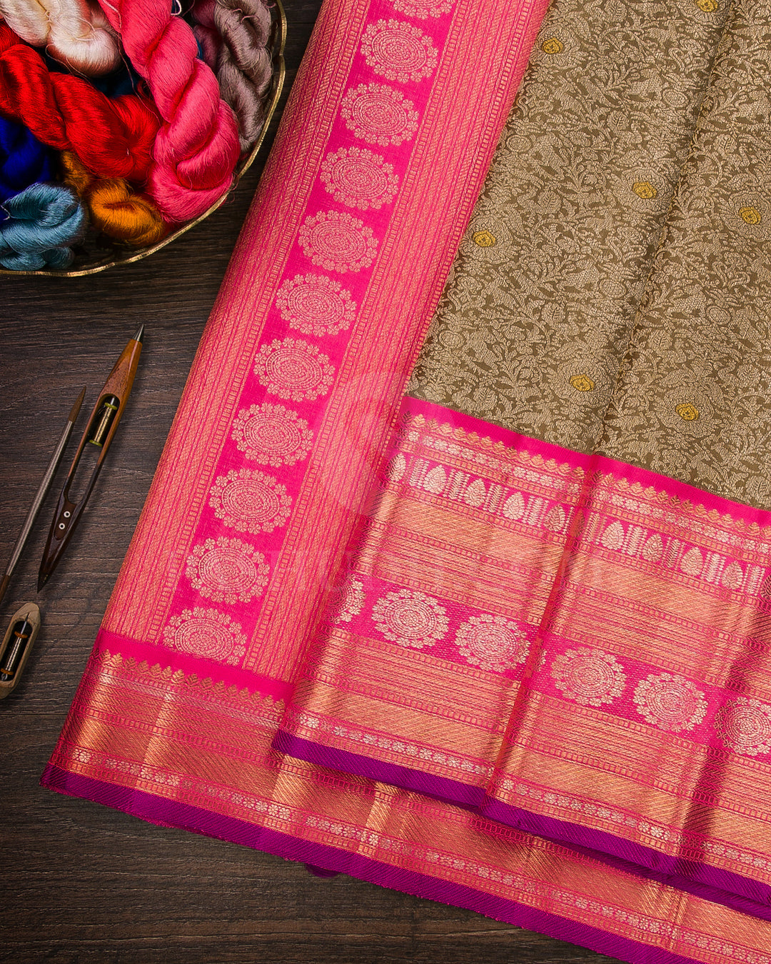 Mehendi Green And Fuchsia Pink Kanjivaram Silk Saree - S1193(B)