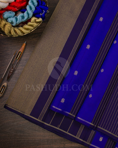 Royal Blue And Navy Blue Borderless Traditional Kanjivaram Silk Saree - K15