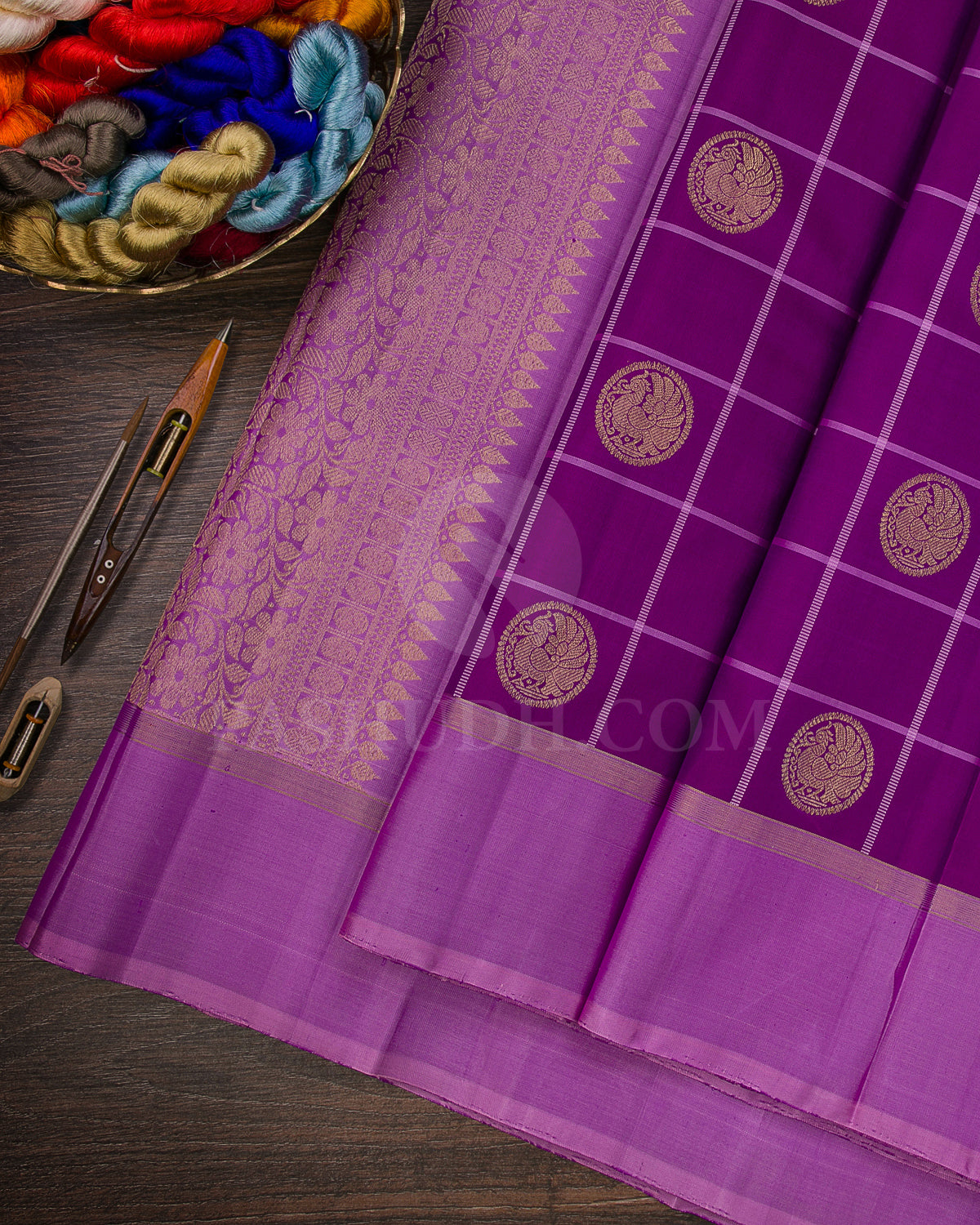 Violet And Lavender Traditional Kanjivaram Silk Saree - K10