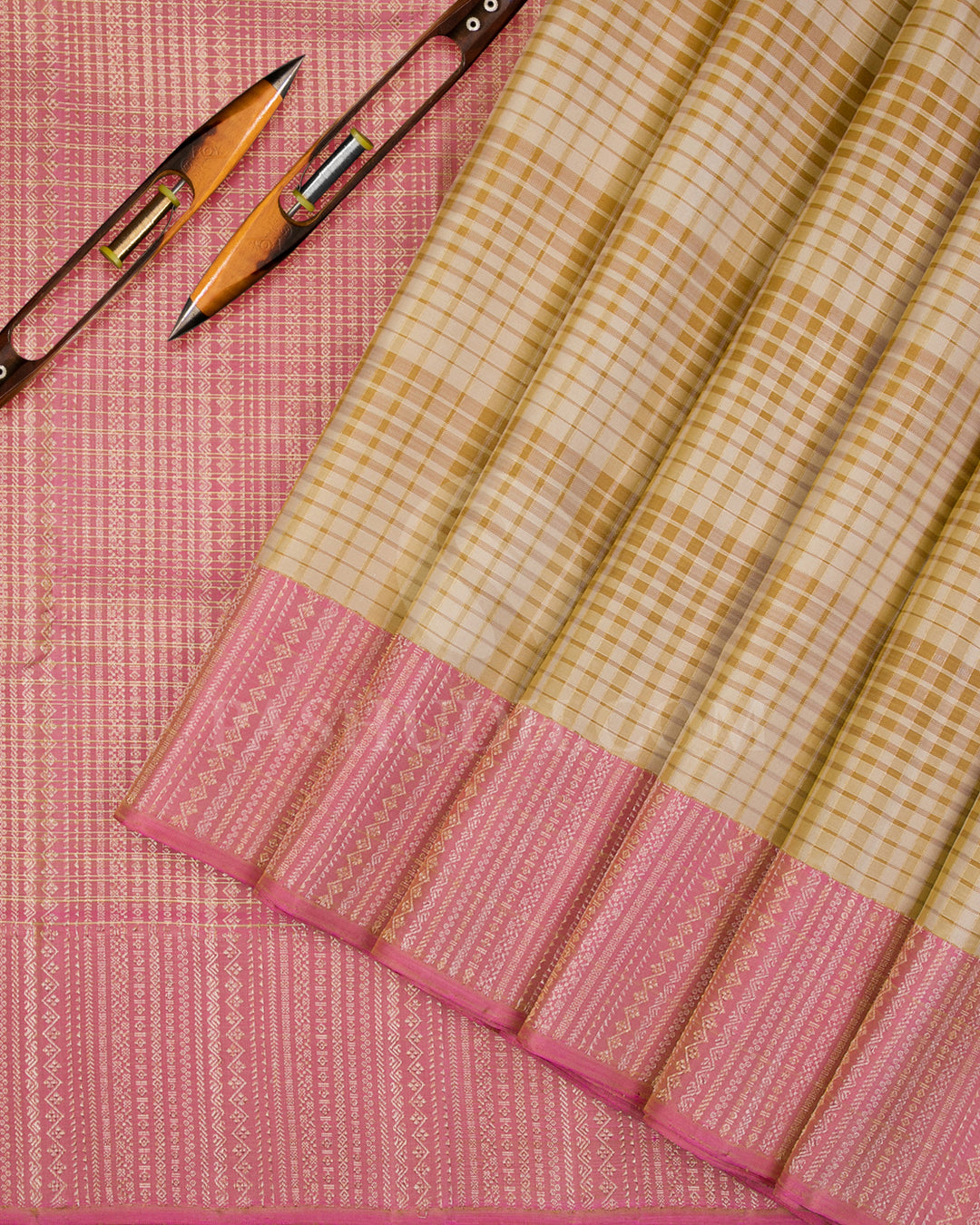 Ivory And Baby Pink Kanjivaram Silk Saree - S1167(A) - View 2