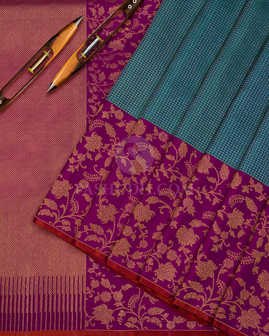 Peacock Blue & Magenta Kanjivaram Silk Saree - S989 - View 2