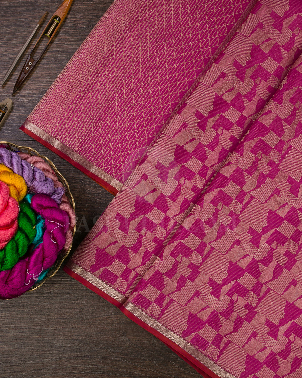 Bright Pink Kanjivaram Silk Saree - DT287(B)