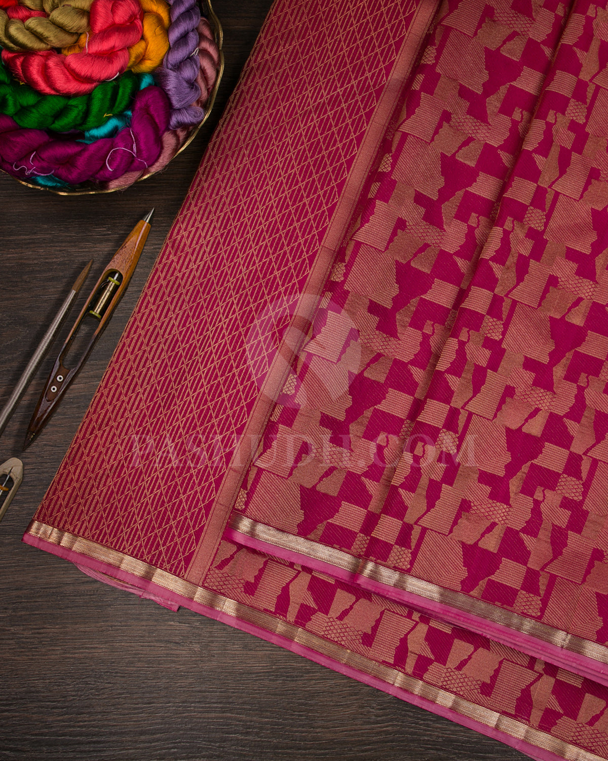 Rasberry Pink Kanjivaram Silk Saree - DT287( C )