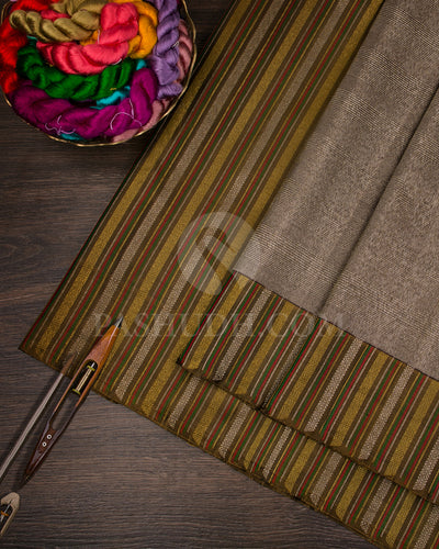 Aubergine And Antique Gold Kanjivaram Silk saree - S1114(E)