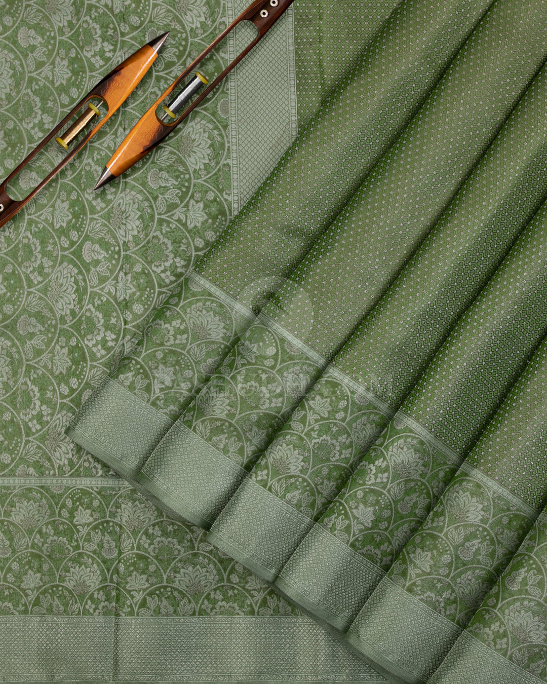 Olive Green Kanjivaram Silk Saree - D526(A) - View 1