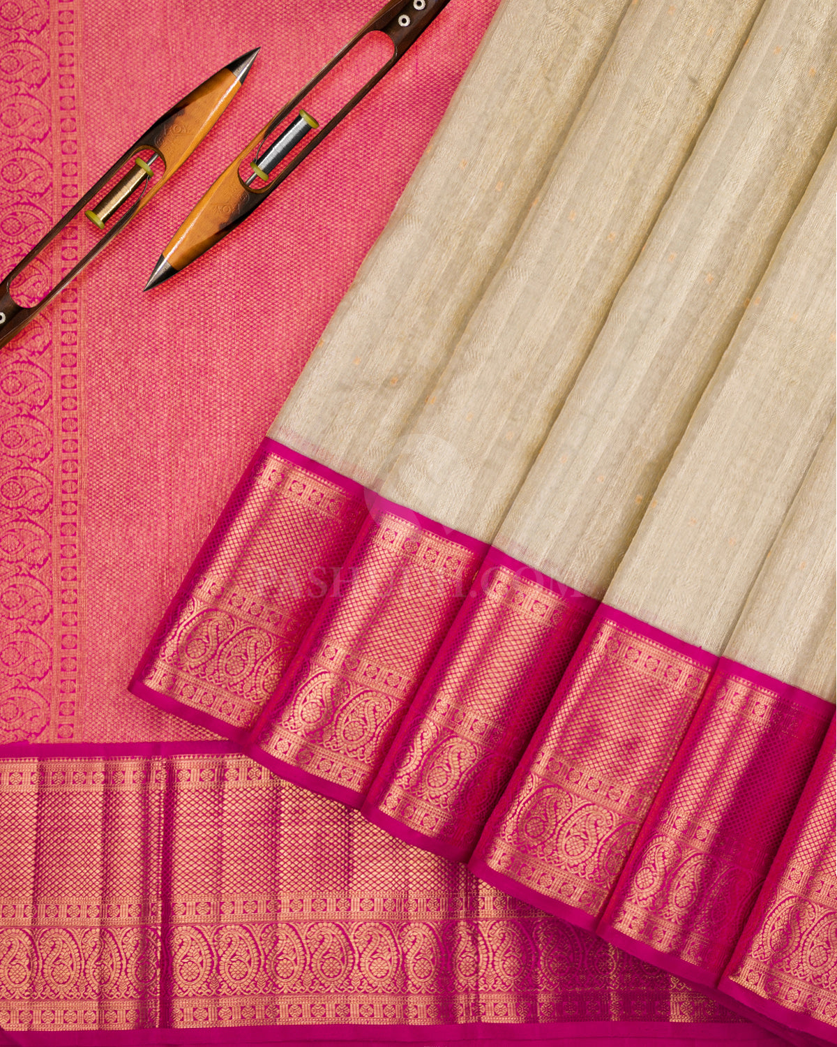 Gold & Pink  Zari Kanjivaram Silk Saree - S824 - View 3