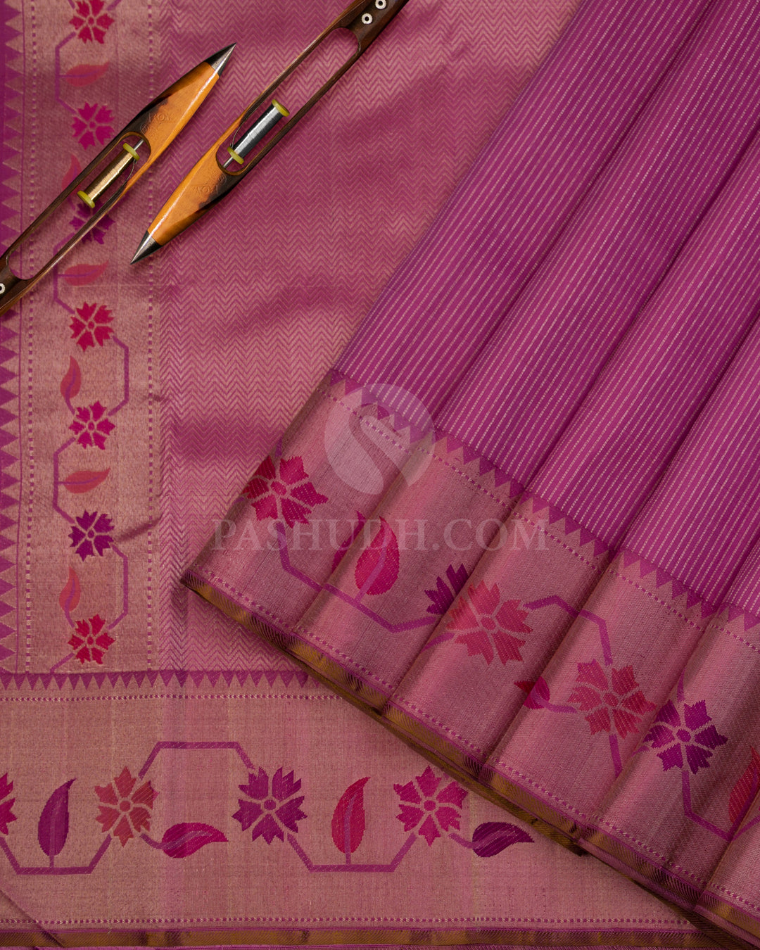 Mauve Kanjivaram Silk Saree with Paithani Border - S1000 - View 2