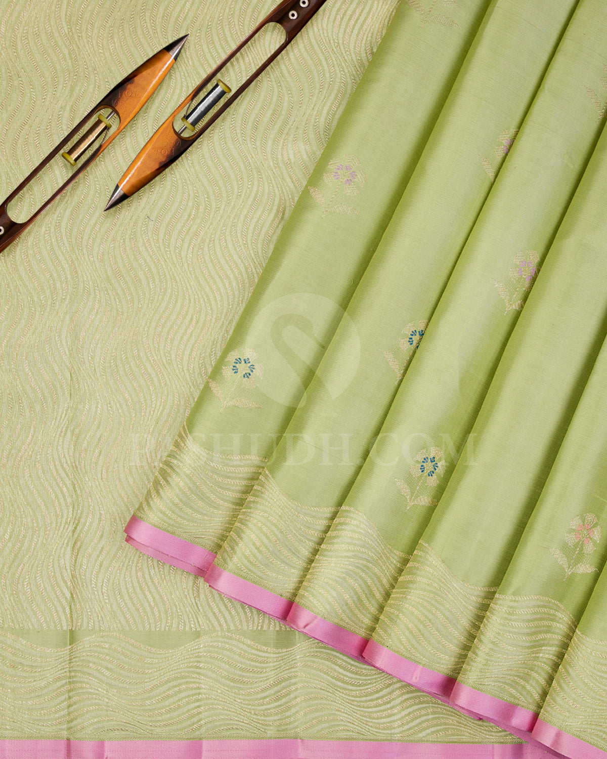 Light Green and Pink Kanjivaram Silk Saree - S1061(C) - View 2