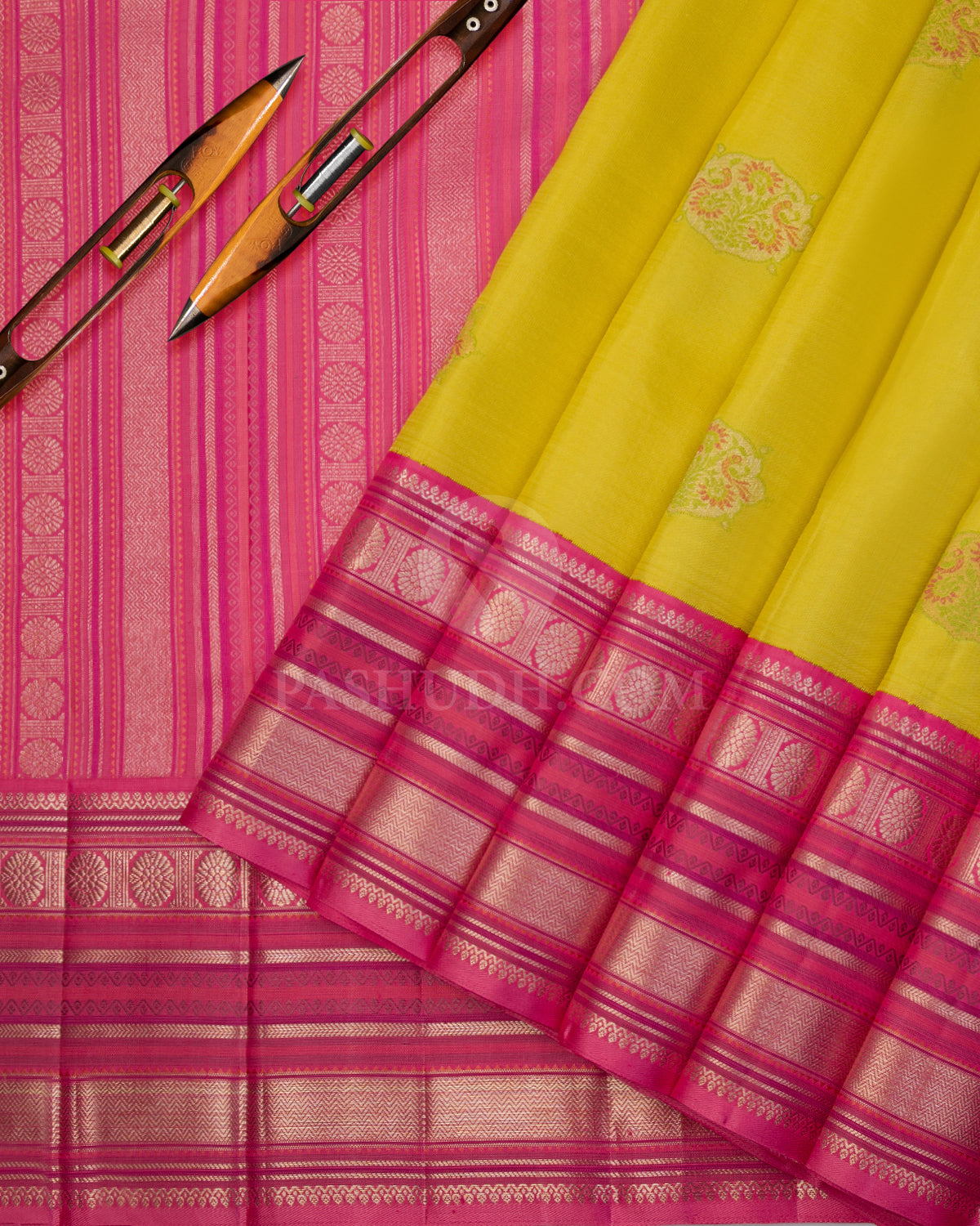 Lemon Yellow & Wild Orchid Pink Kanjivaram Silk Saree - S1044(A) - View 2