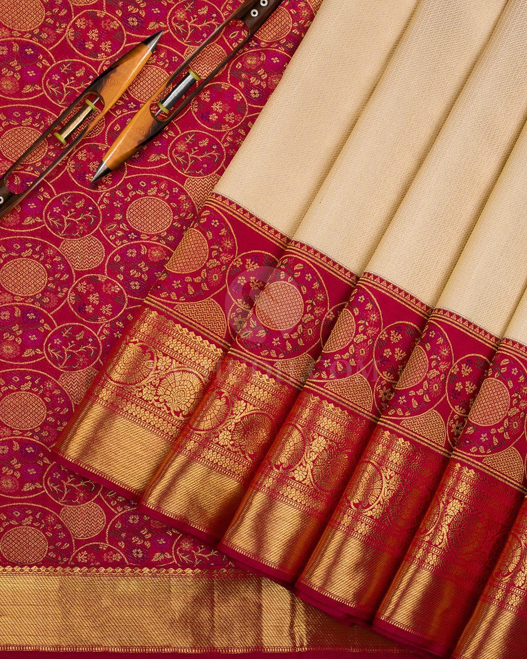 Ivory & Maroon Pure Zari Kanjivaram Silk Saree - P144(A) - View 2