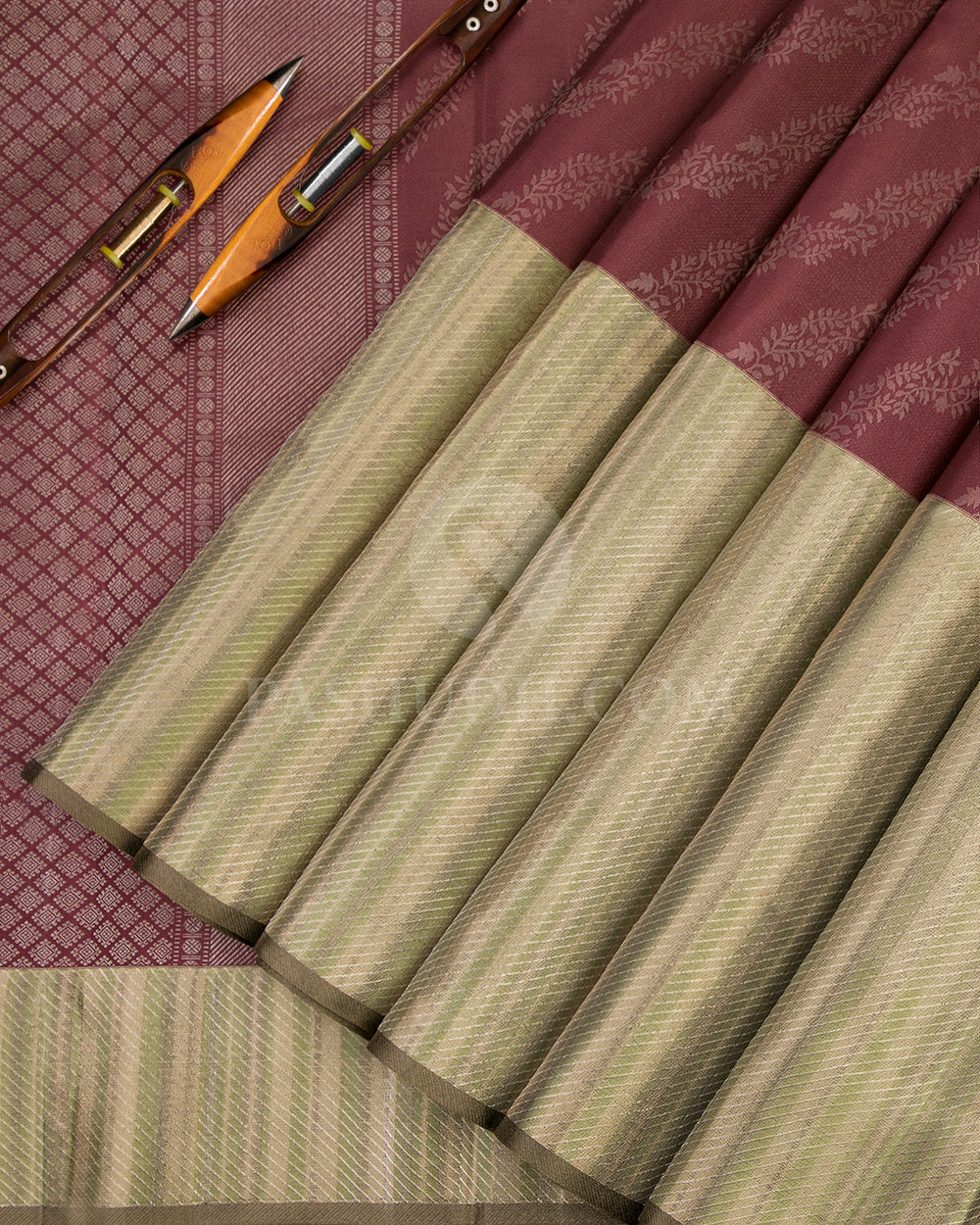 Rosewood Kanjivaram Silk Saree - DJ184 - View 2