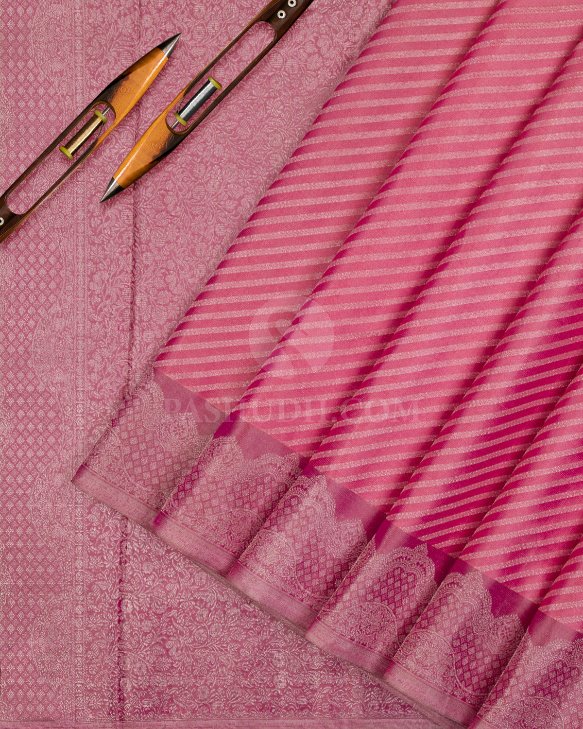 Turkish Rose And Orchid Pink Kanjivaram Silk Saree - D533(A) - View 1