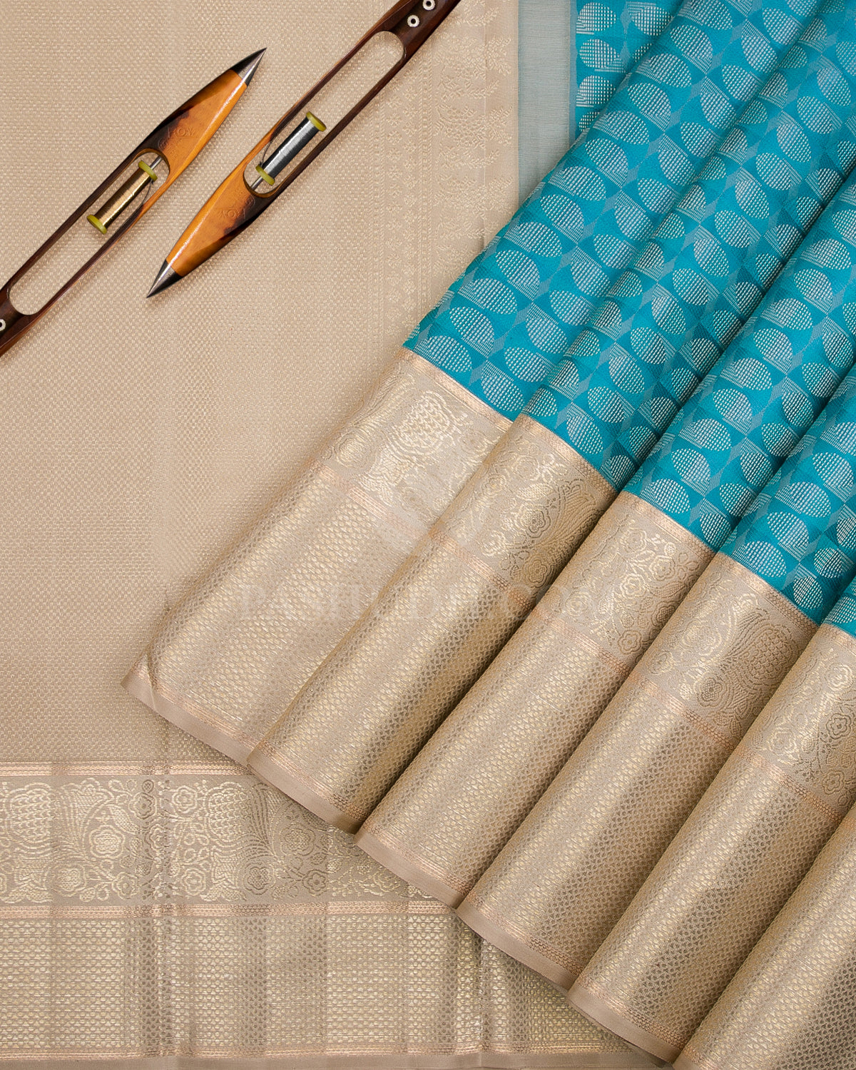 Turquoise Blue & Cream Kanjivaram Silk Saree - DT244(C) - View 1