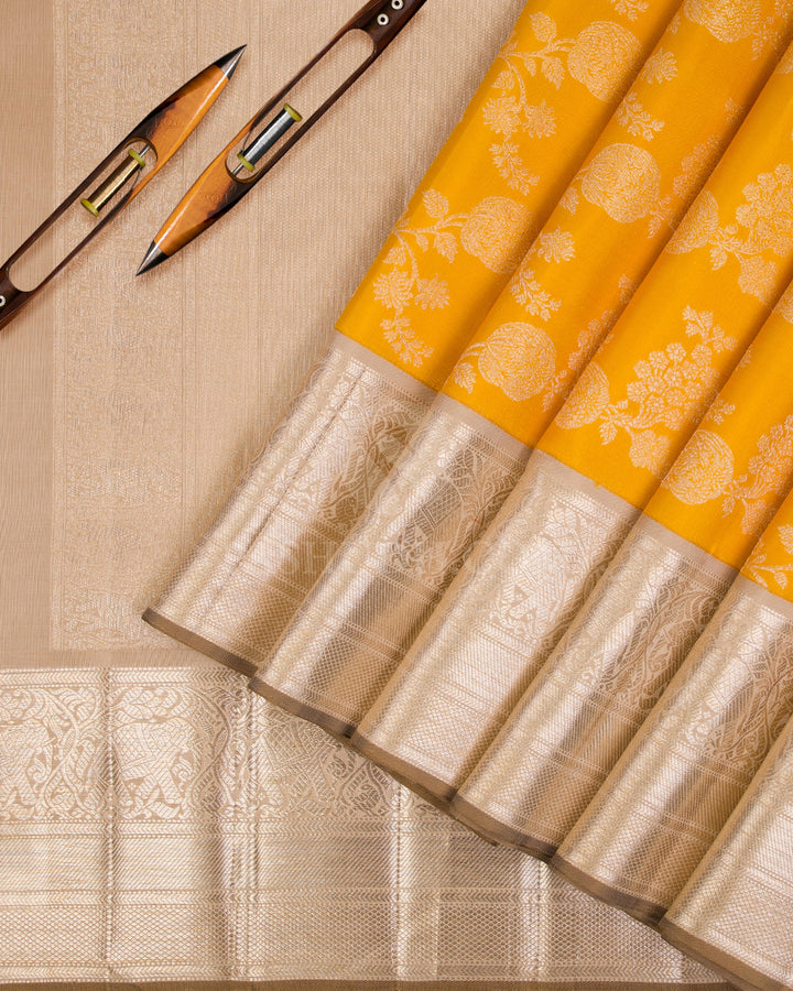 Tuscany Yellow And Beige Kanjivaram Silk Saree - S1154(A) - View 2