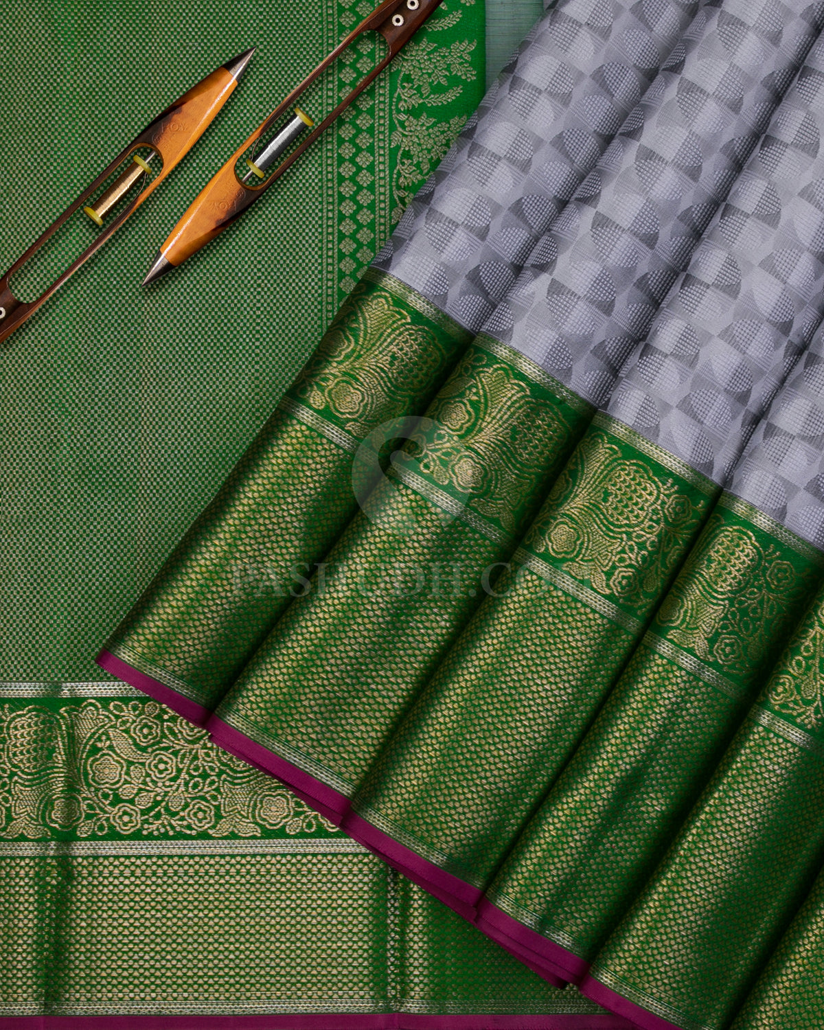 Silver Grey and Shamrock Green Kanjivaram Silk Saree - DT244(B) - View 1