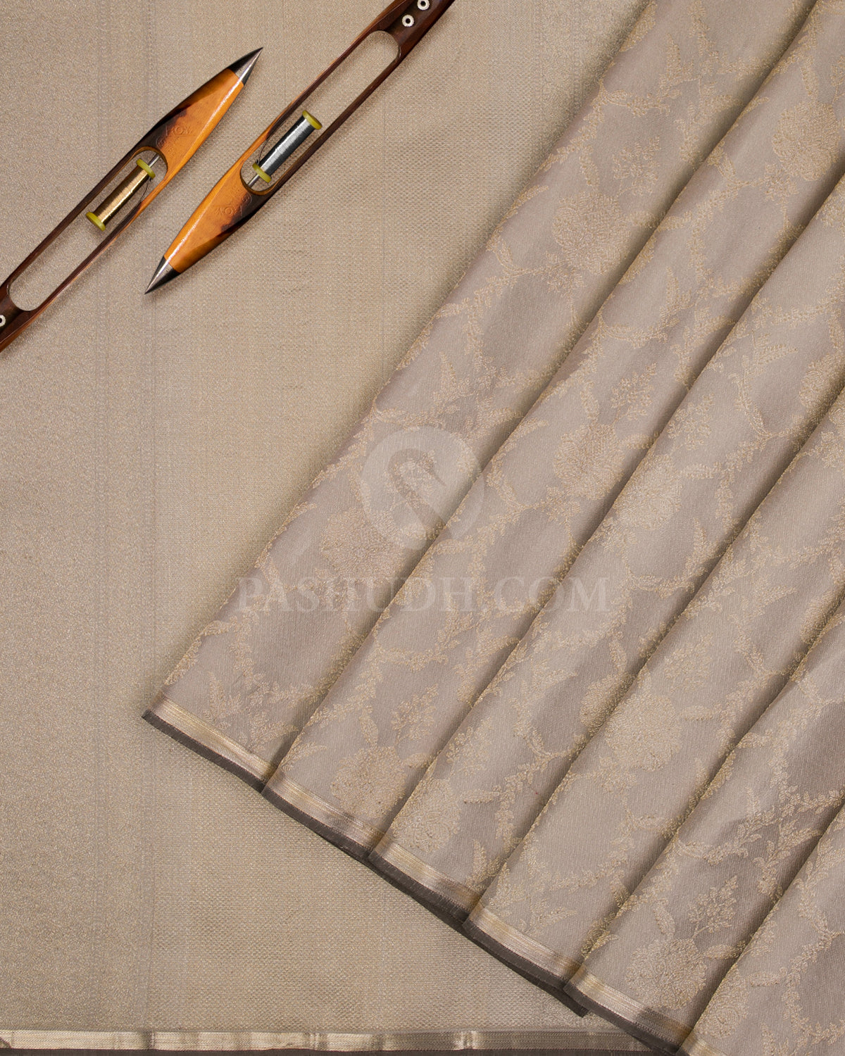 Creamy Beige And Brown Kanjivaram Silk Saree - DT272(A) - View 1