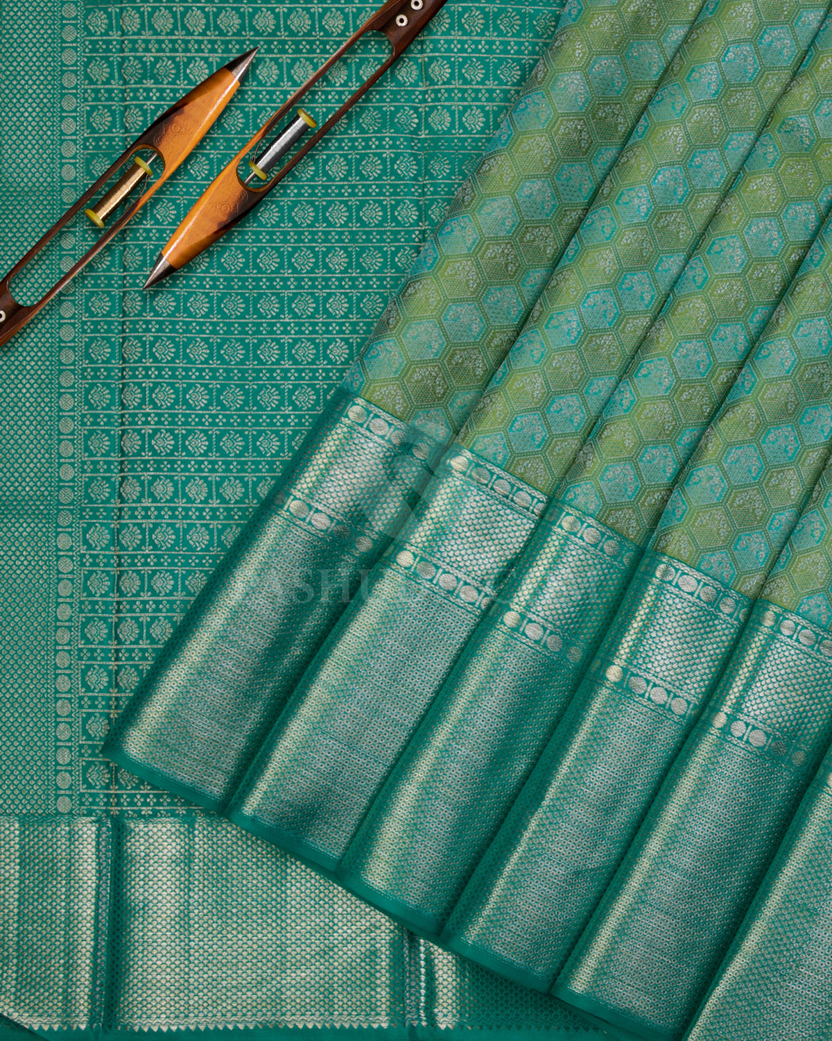 Pear Green and Ananda Blue Kanjivaram Silk Saree -D501(A) - View 1