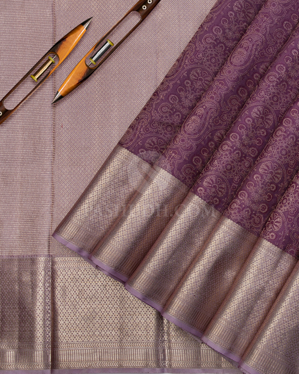 Lavender Kanjivaram Silk Saree - D517(A) - View 1