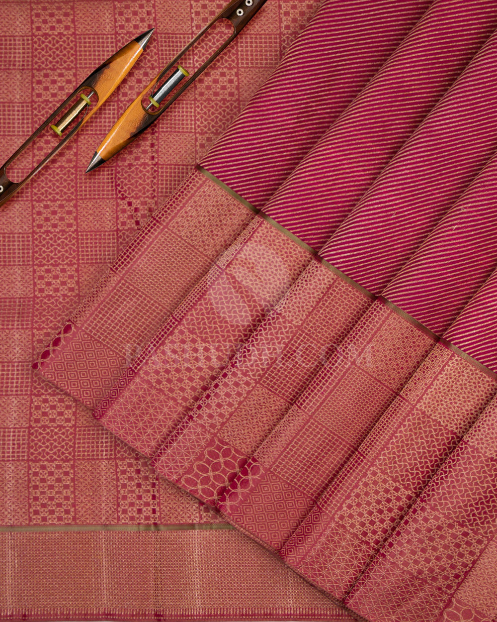 Raspberry Pink Kanjivaram Silk Saree - DJ192 - View 2