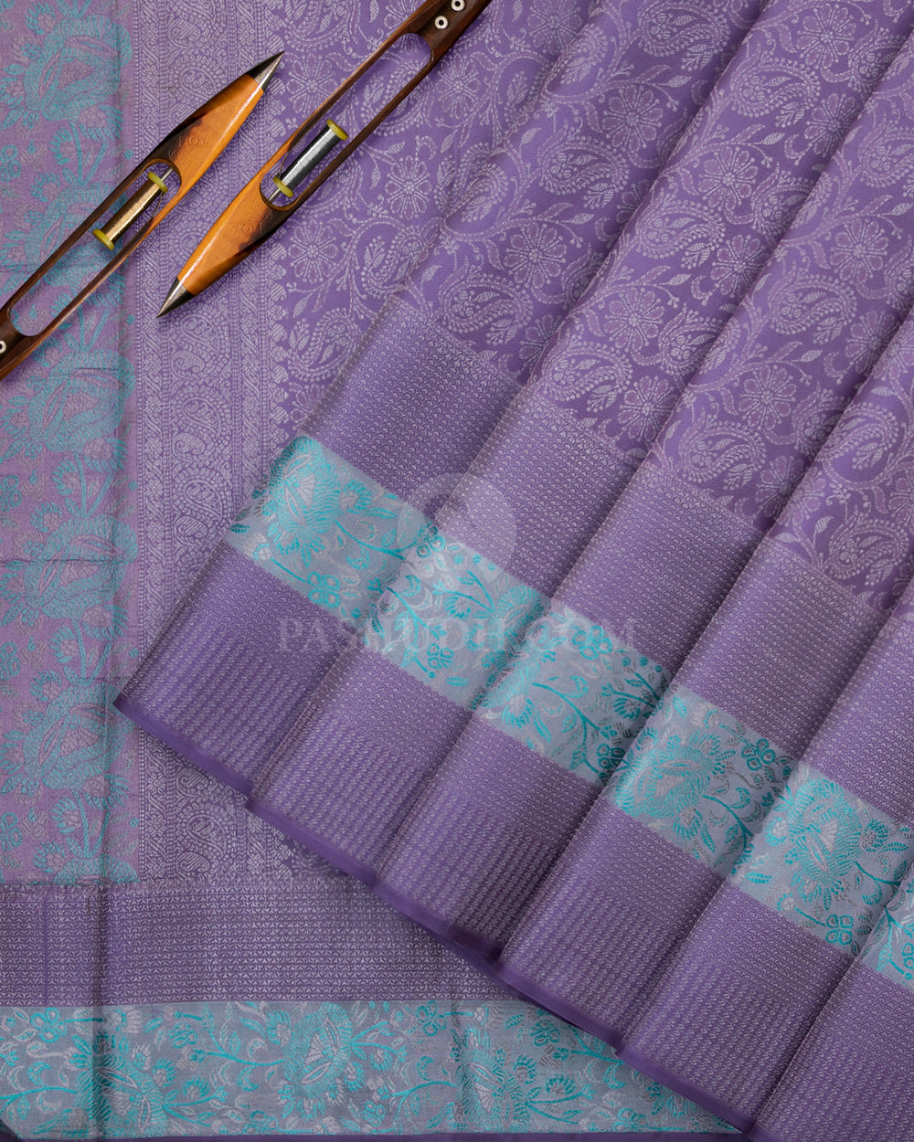 Lavender Kanjivaram Silk Saree - DT189 - View 2