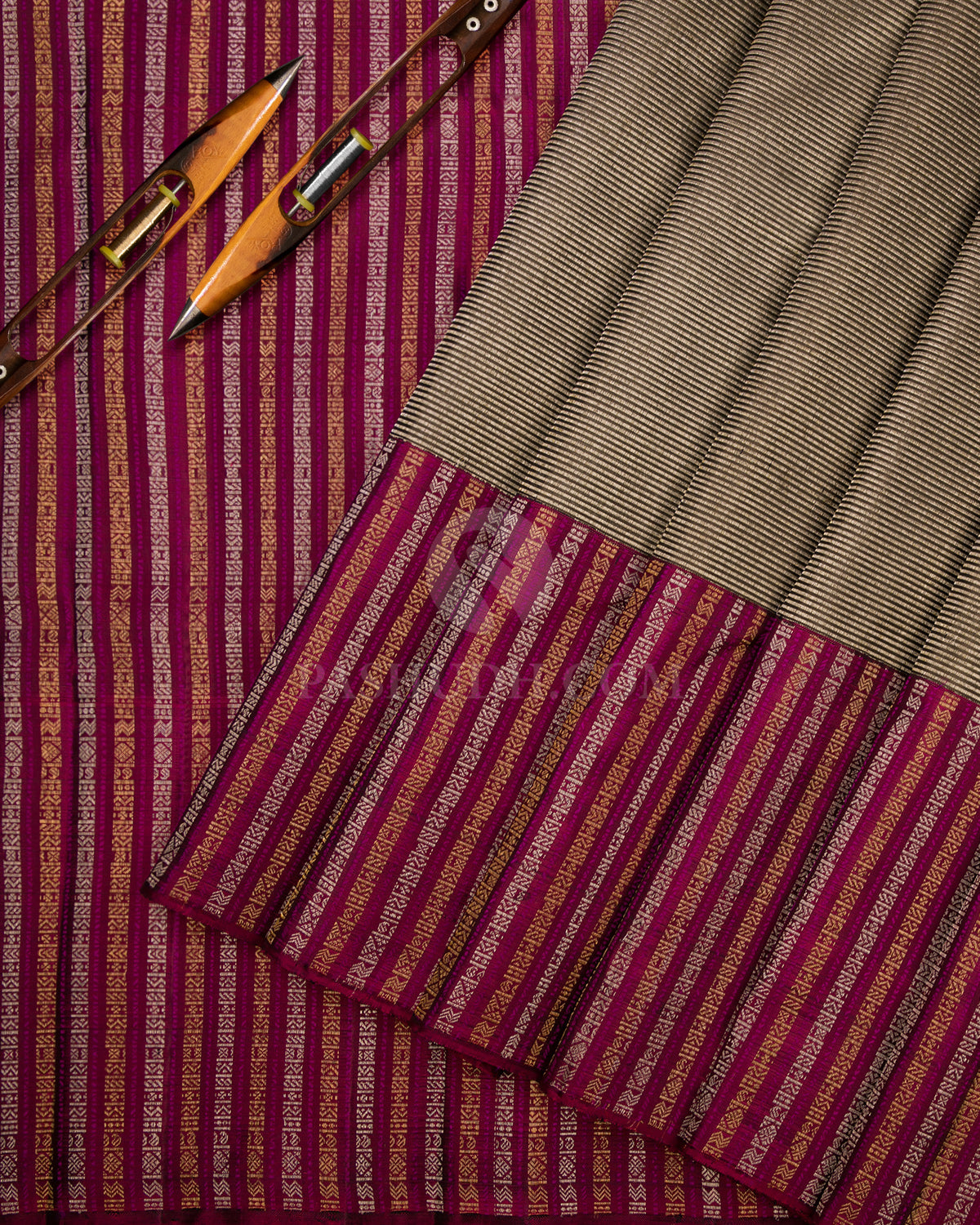 Brown & Maroon Kanjivaram Silk Saree - S863 -View 3