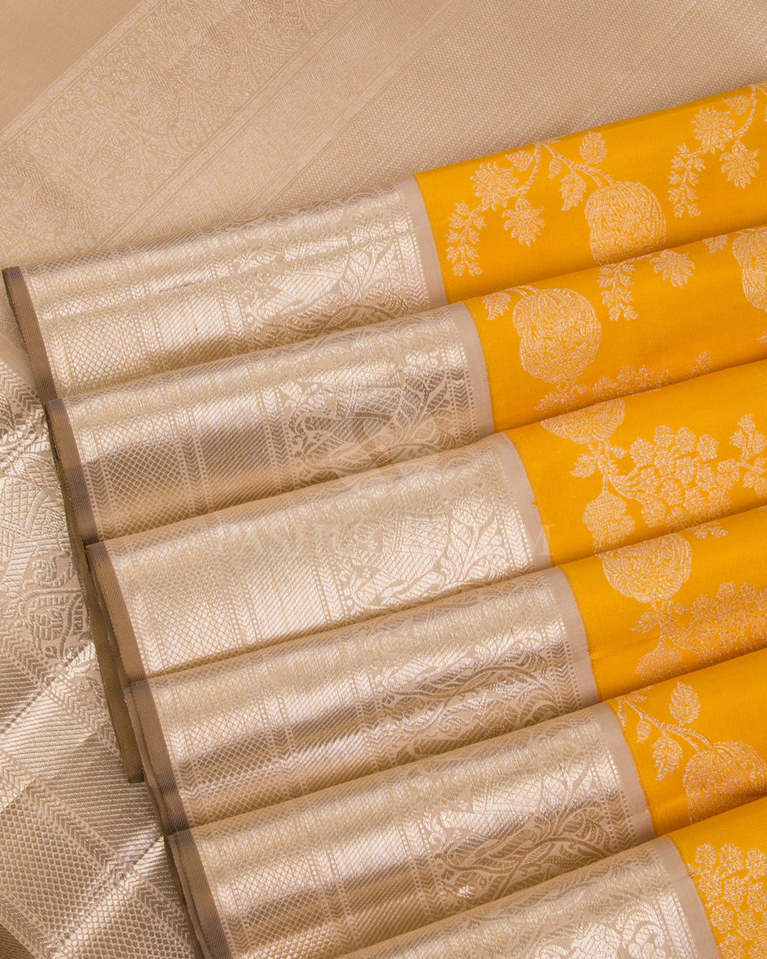 Tuscany Yellow And Beige Kanjivaram Silk Saree - S1154(A) - View 4