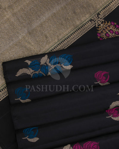 Black Borderless Kanjivaram Silk Saree -S1025(C)