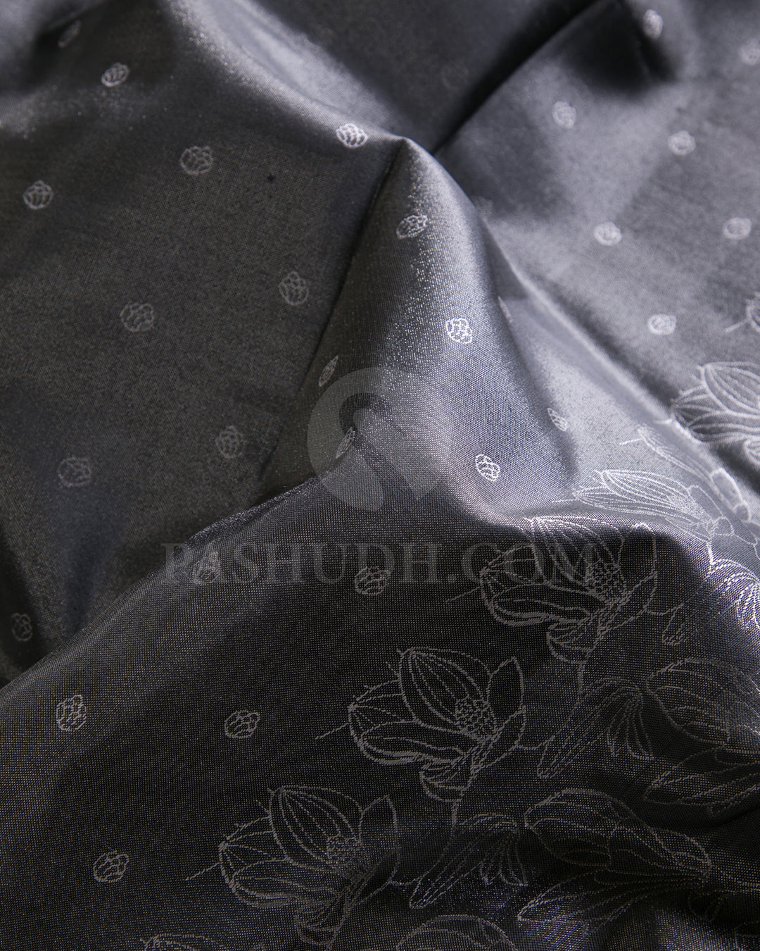 Grey And Cream Kanjivaram Silk Saree - D570(C)