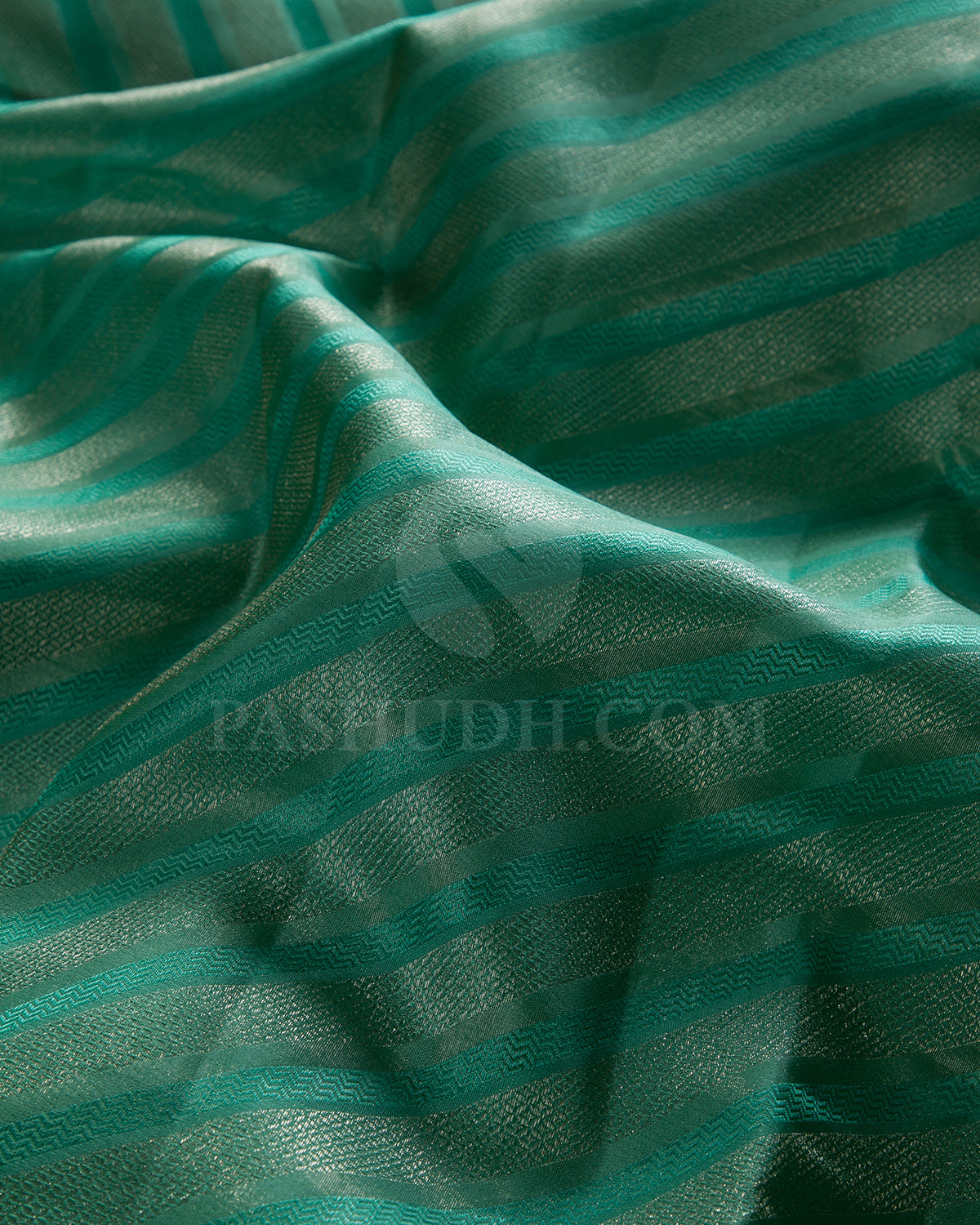 Sea Green And Forest Green Kanjivaram Silk Saree - DT291(A)