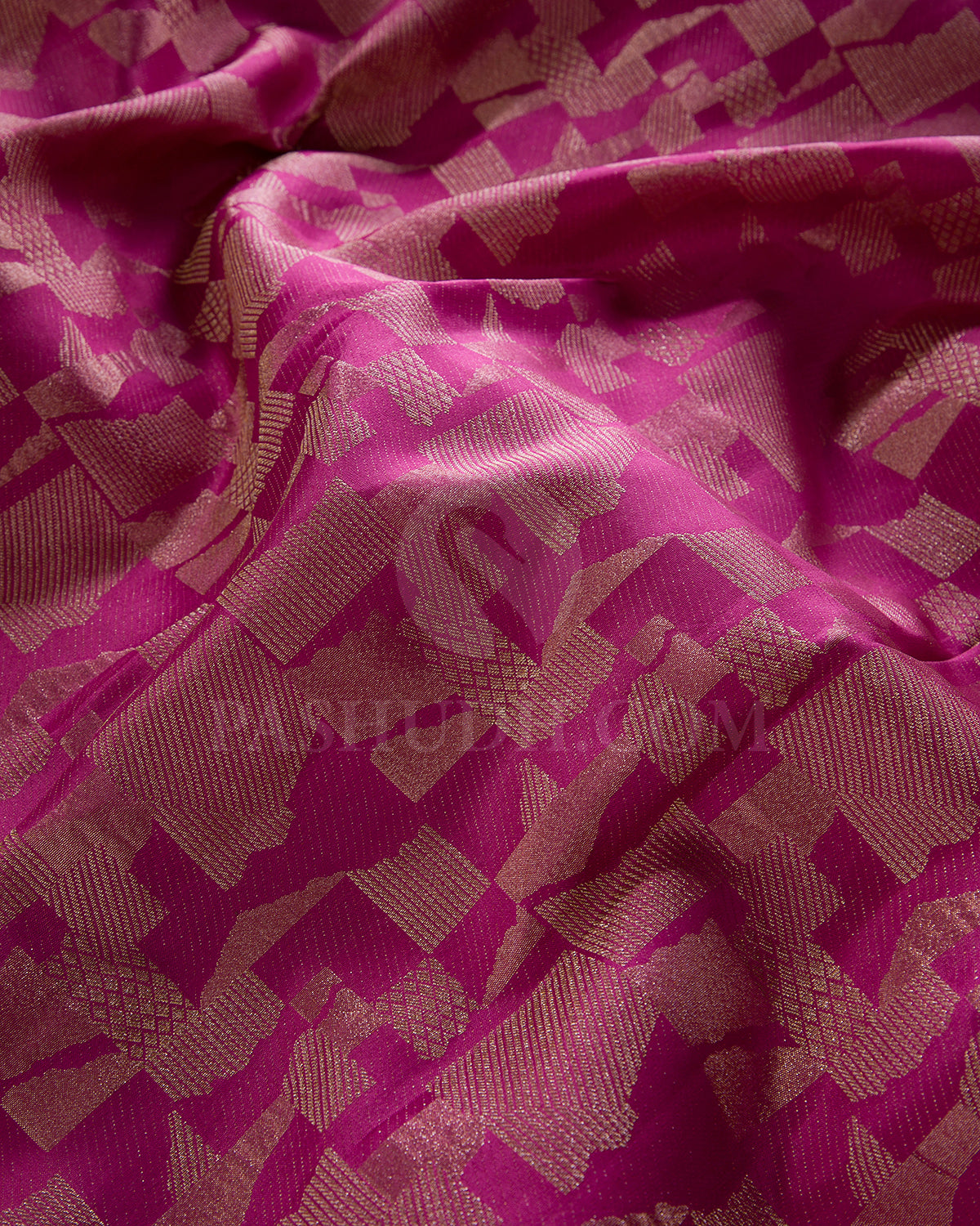 Bright Pink Kanjivaram Silk Saree - DT287(B)