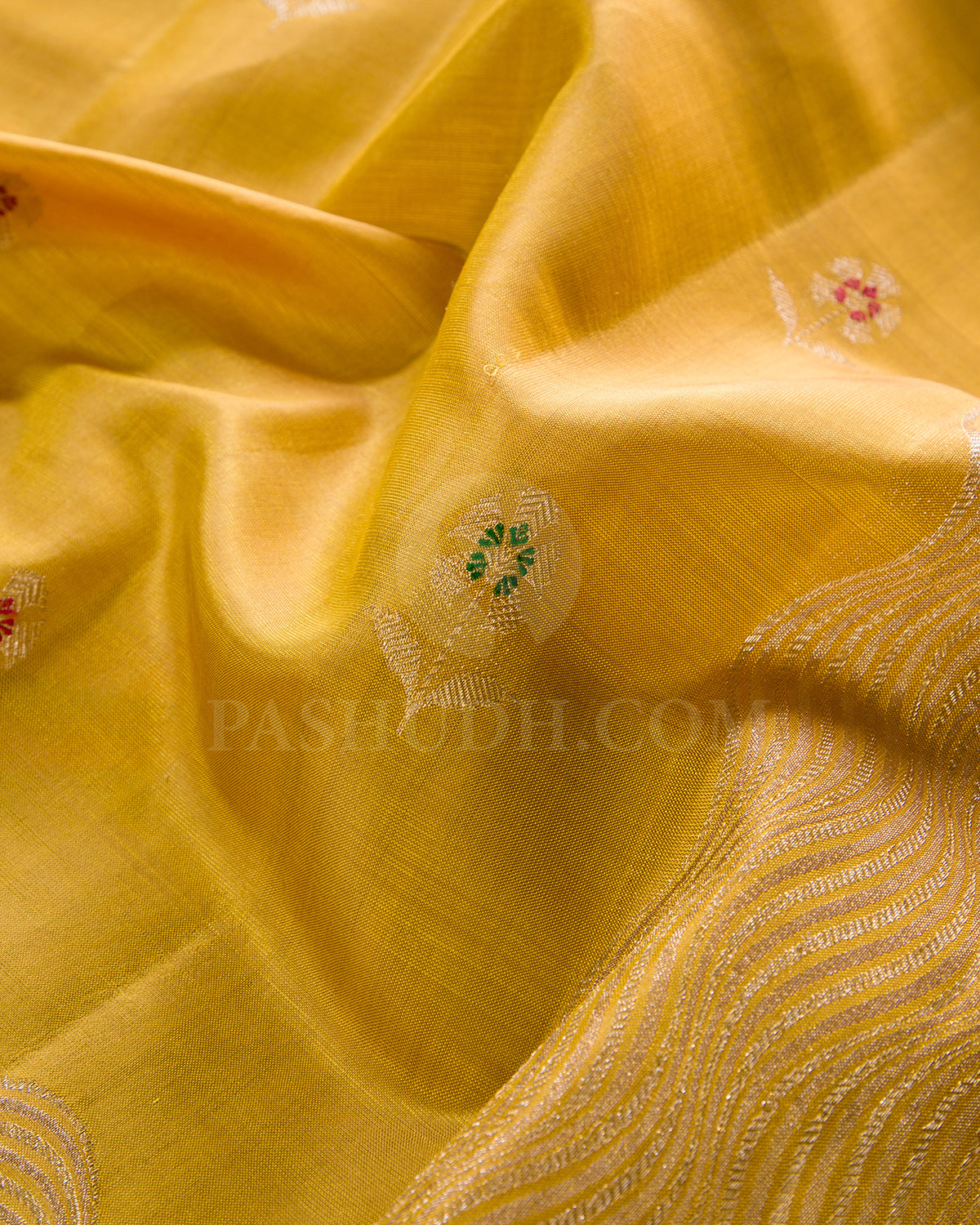 Golden Yellow Kanjivaram Silk Saree - S1061(E)