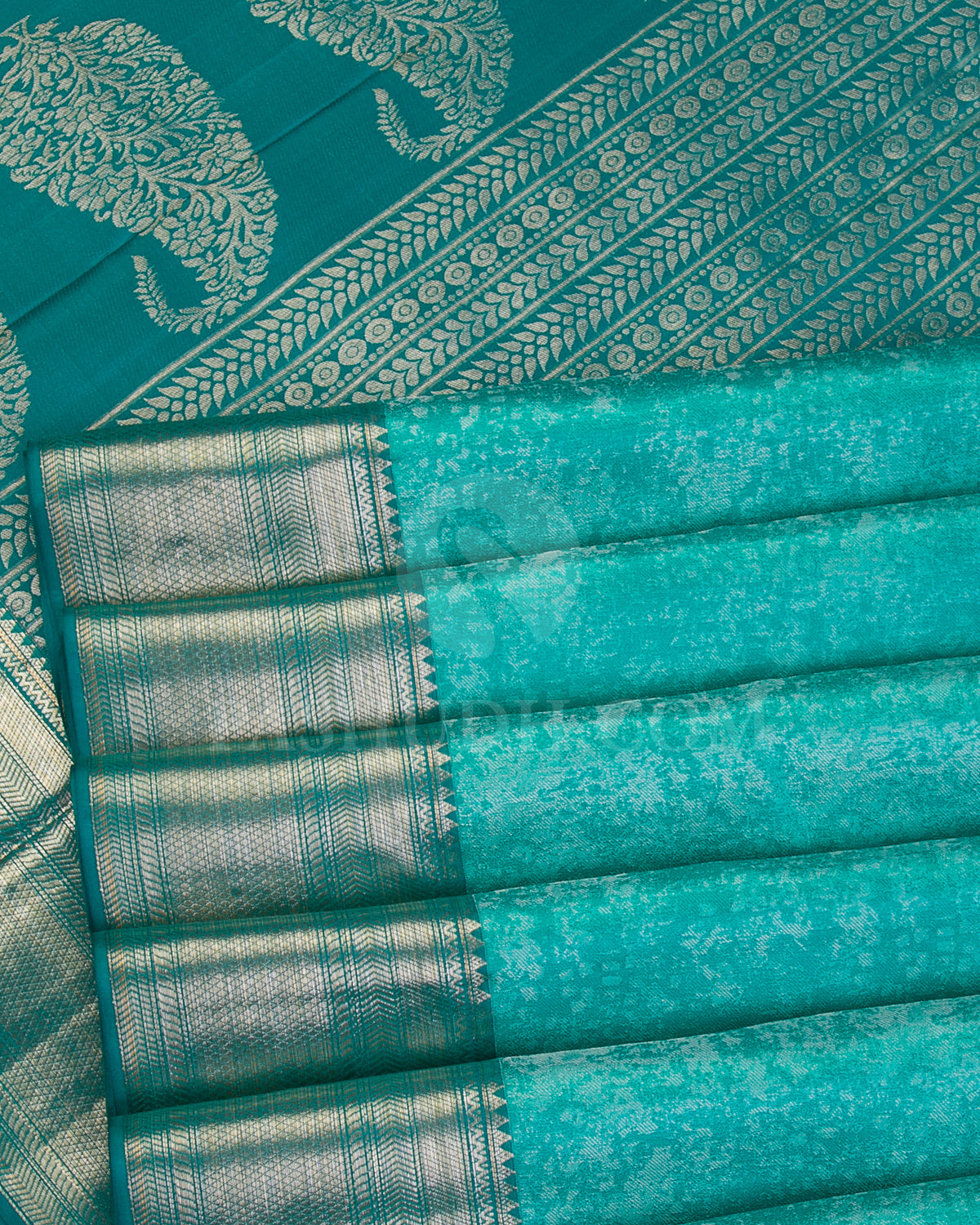 Sky Blue and Pine Green Kanjivaram Silk Saree - D547(A) - View 3