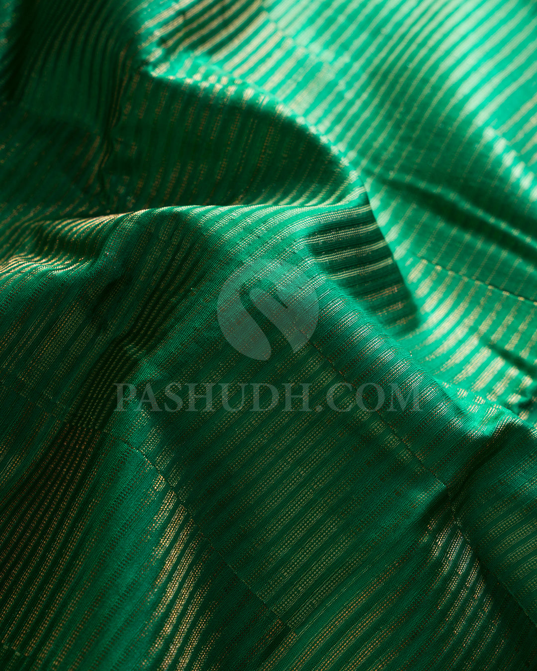 Emerald Green And Pear Green Borderless Kanjivaram Silk Saree - DJ341(C)