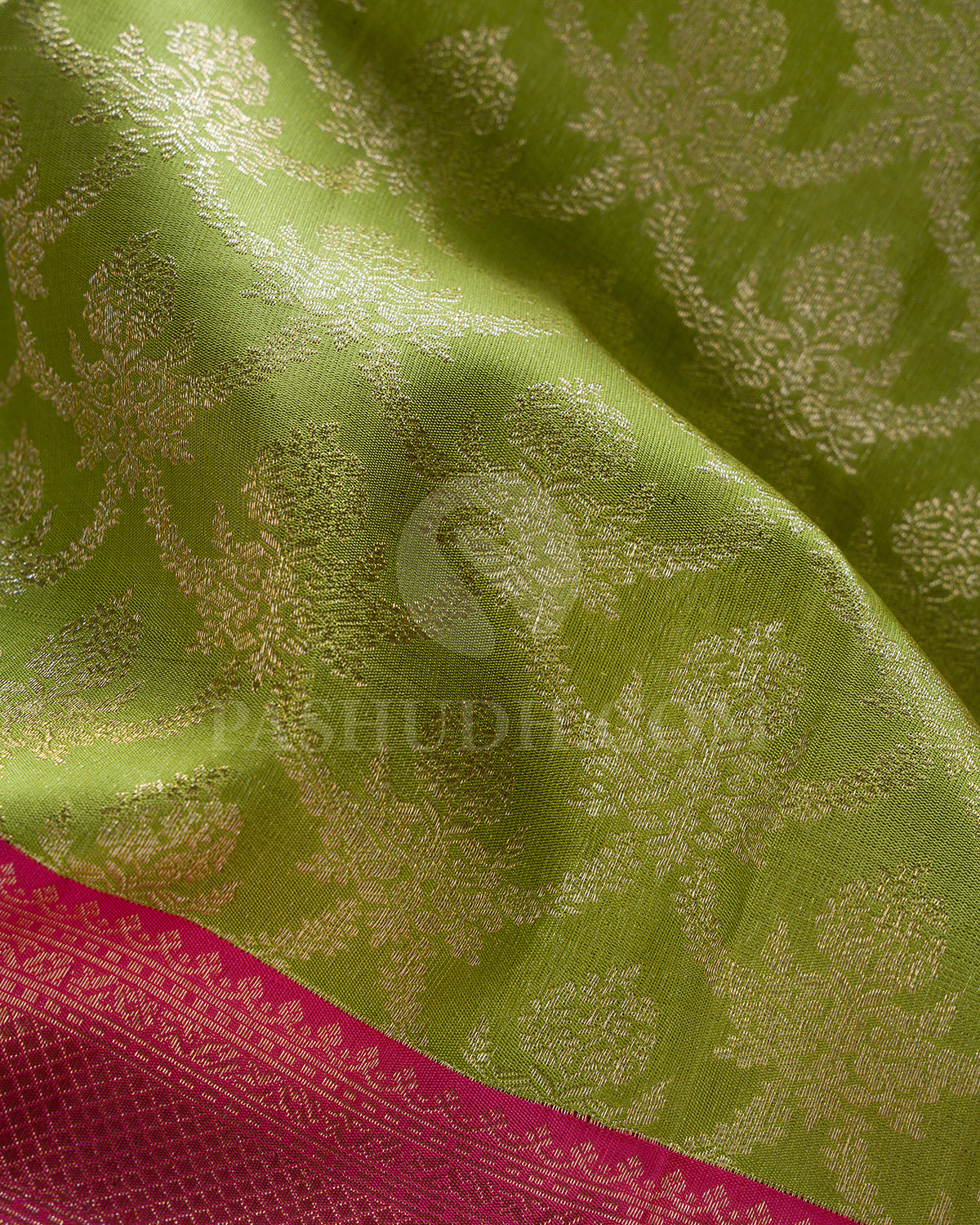 Parrot Green And Watermelon Pink Kanjivaram Silk Saree - S1372(A)